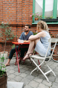 Date in TARA sandals, Ostrava, Czech Republic coffee shop HOGO FOGO